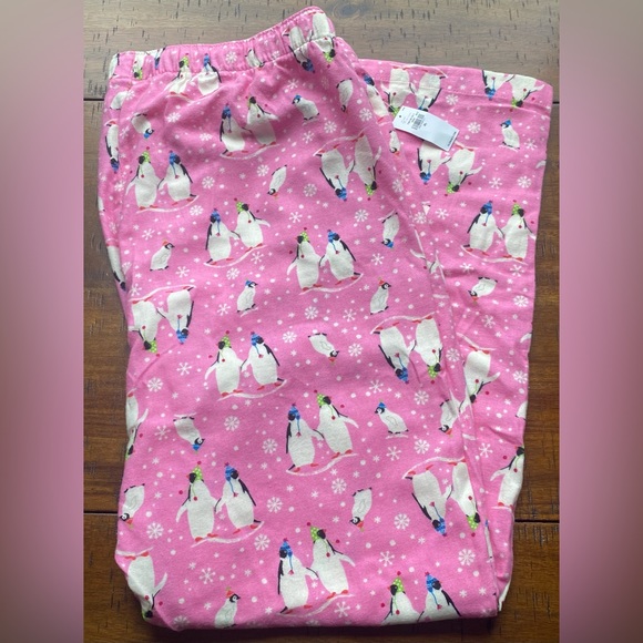 •NWT•Old Navy Women’s Mid-Rise Flannel Pajama Pants- PINK PENGUIN❄️🐧💗 - Picture 3 of 8